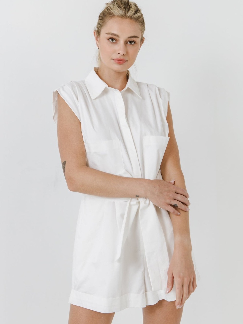 GREY LAB White Sleeveless Tie-Waist Romper - Picture 4 of 6